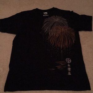 Uniqlo Black New Years T-shirt size L